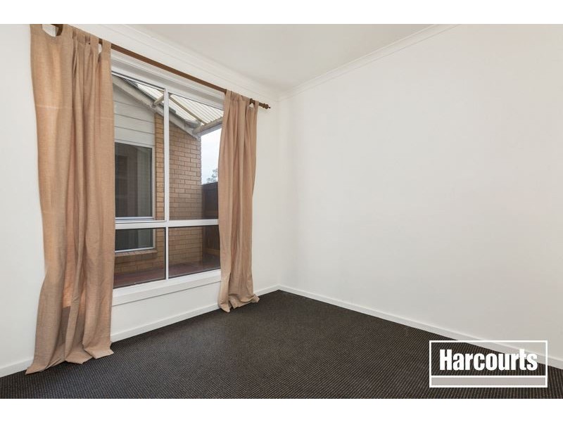 6 Sunnyside Drive, Berwick VIC 3806