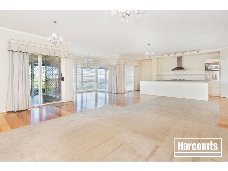 15 Constitution Rise, Berwick VIC 3806