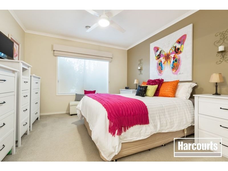 5 Angelique Street, Berwick VIC 3806