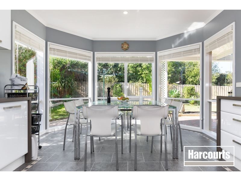 18 Jerilderie Drive, Berwick VIC 3806