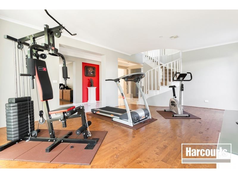 18 Jerilderie Drive, Berwick VIC 3806