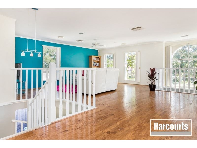 18 Jerilderie Drive, Berwick VIC 3806