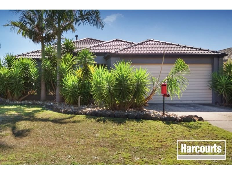 14 Hampshire Drive, Narre Warren South VIC 3805