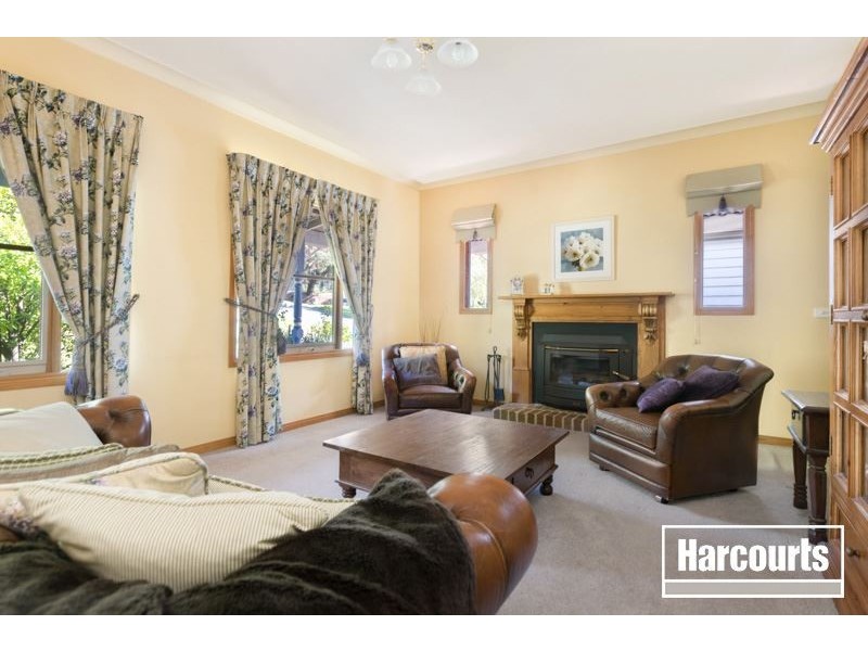 6 Halford Street, Beaconsfield Upper VIC 3808