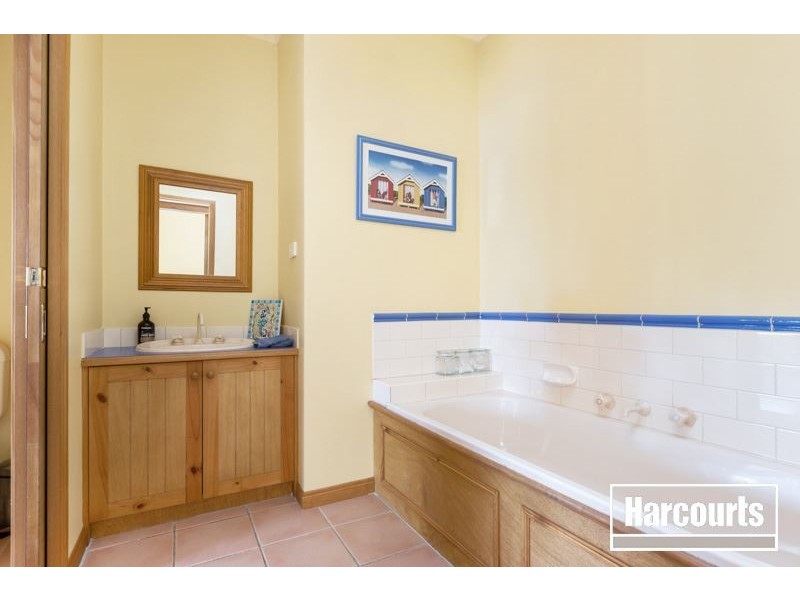 6 Halford Street, Beaconsfield Upper VIC 3808