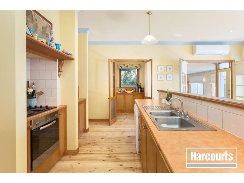 6 Halford Street, Beaconsfield Upper VIC 3808