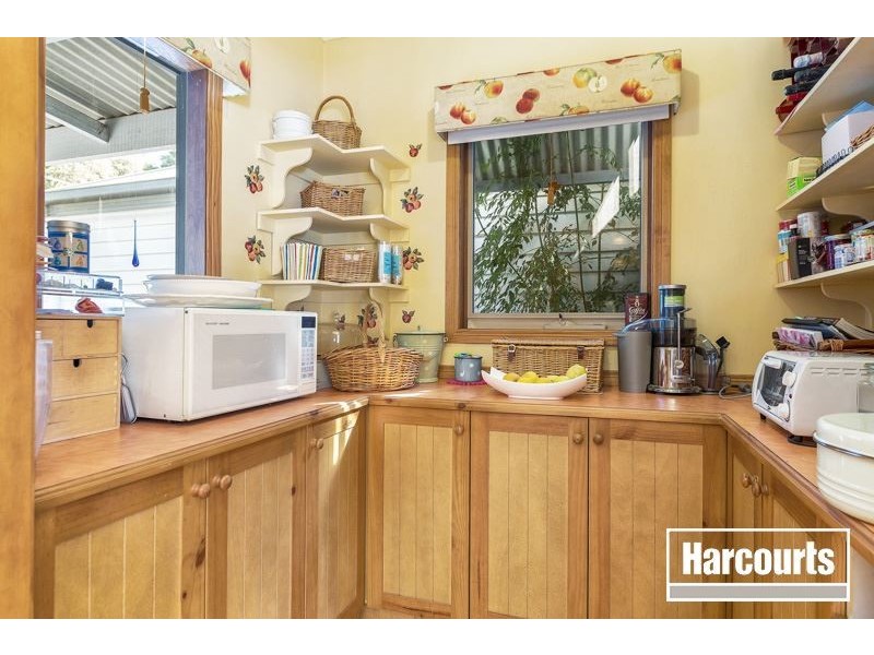 6 Halford Street, Beaconsfield Upper VIC 3808