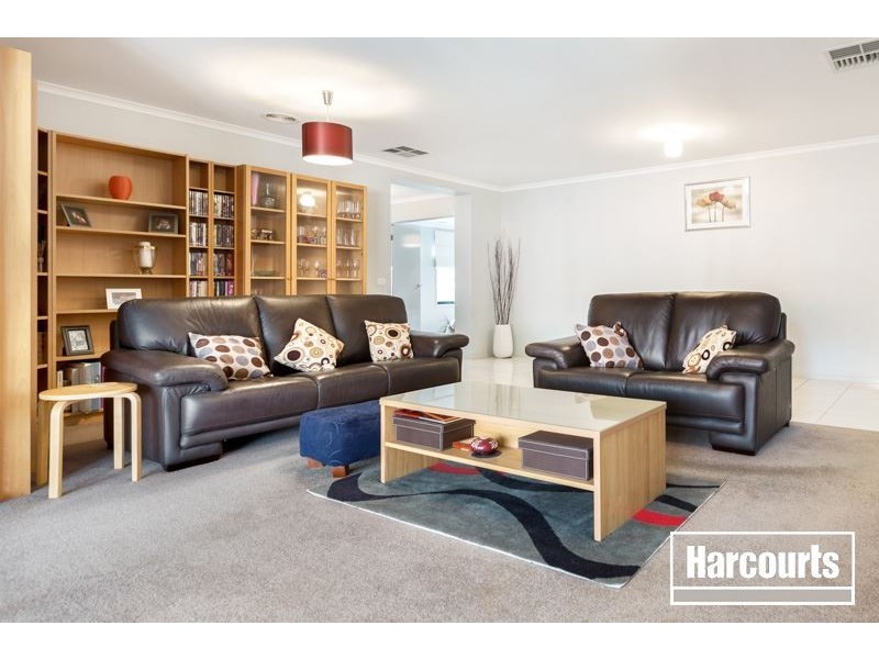 2 Annadale Court, Berwick VIC 3806