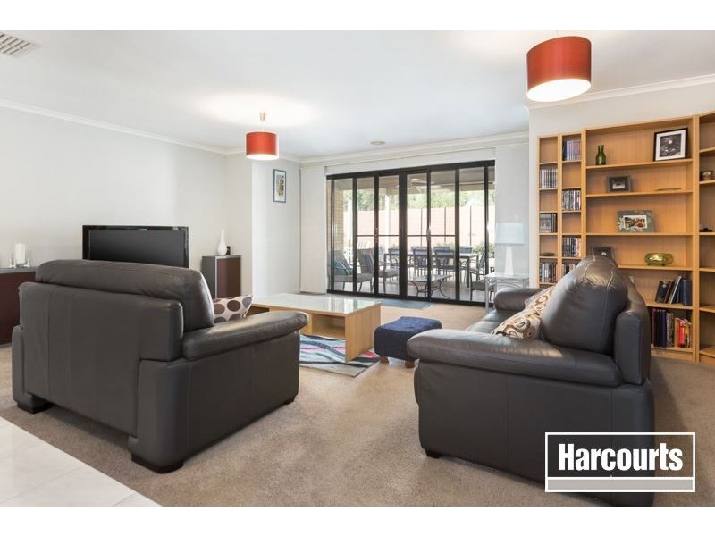2 Annadale Court, Berwick VIC 3806