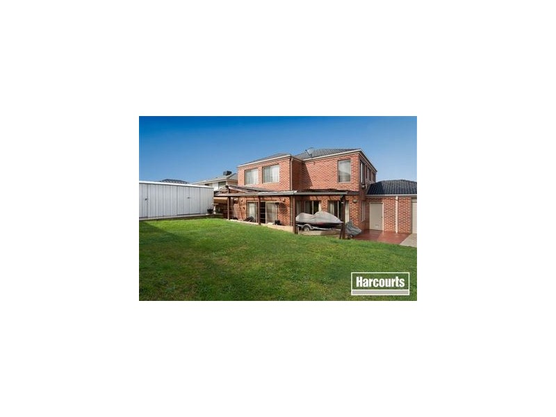 4 Highvale Crescent, Berwick VIC 3806