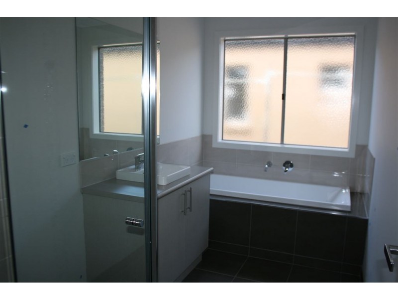 6 Satsuma Avenue, Berwick VIC 3806