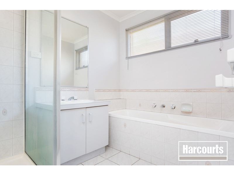 29 Allunga Parade, Berwick VIC 3806