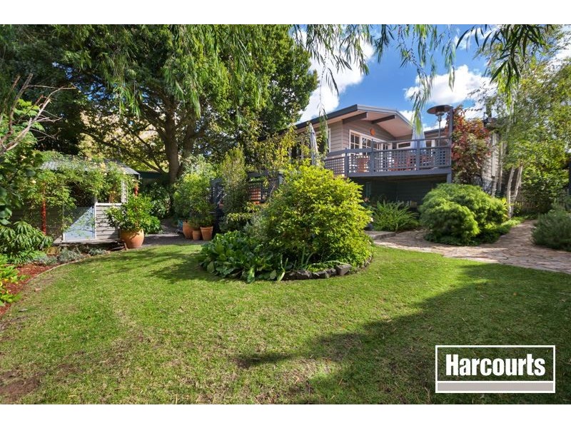 10 Neill Street, Berwick VIC 3806