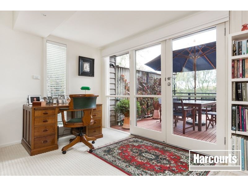 10 Neill Street, Berwick VIC 3806