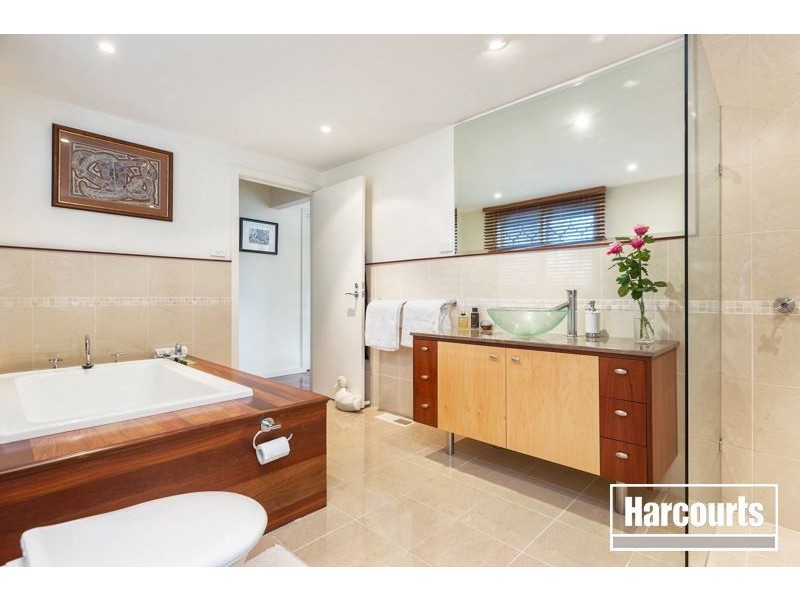 10 Neill Street, Berwick VIC 3806