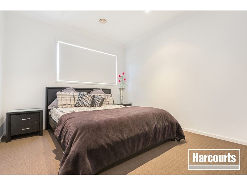 4 Lawrence Close, Pakenham VIC 3810