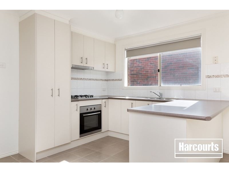 26 Hawkeseye Way, Cranbourne East VIC 3977