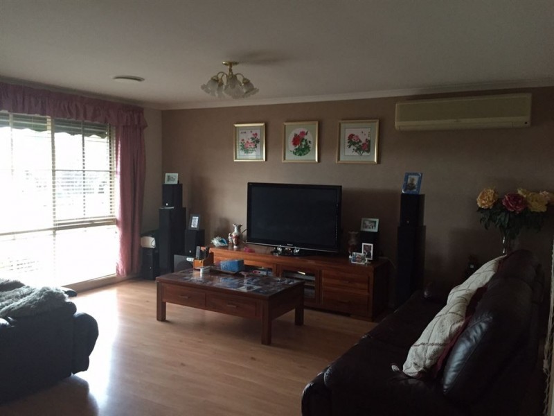 7 Tottington Rise, Berwick VIC 3806