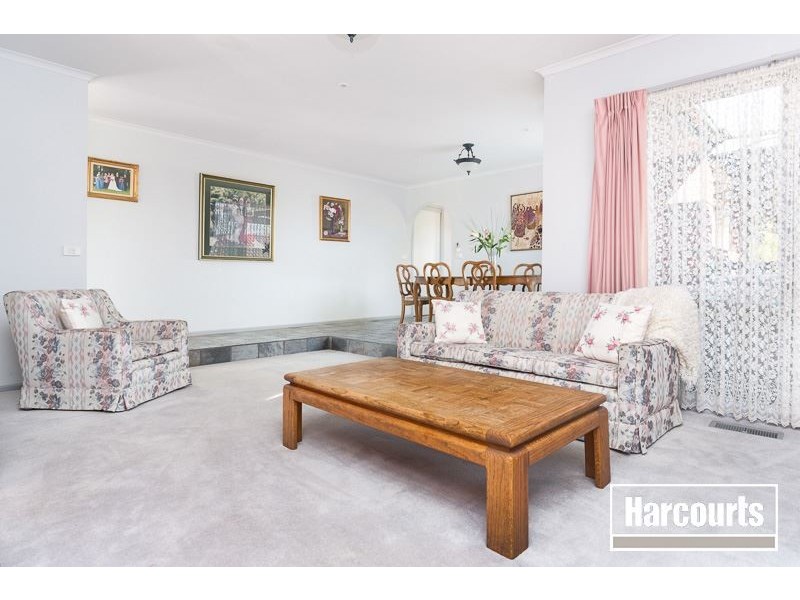 13 Shinners Avenue, Narre Warren VIC 3805