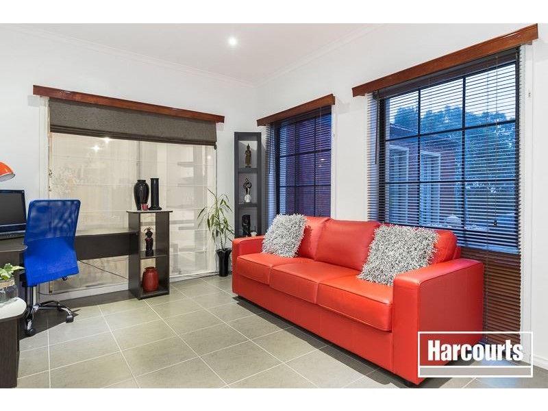 62 Chirnside Road, Berwick VIC 3806