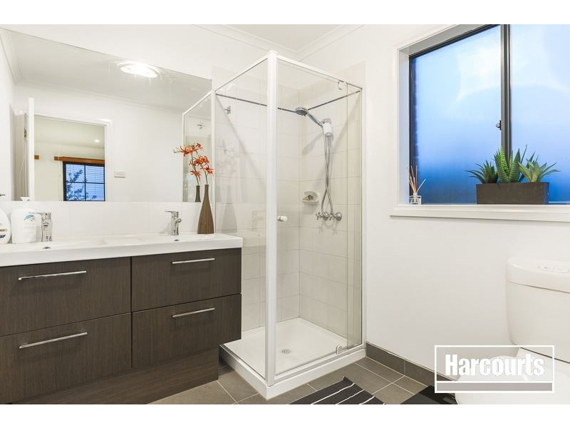 62 Chirnside Road, Berwick VIC 3806