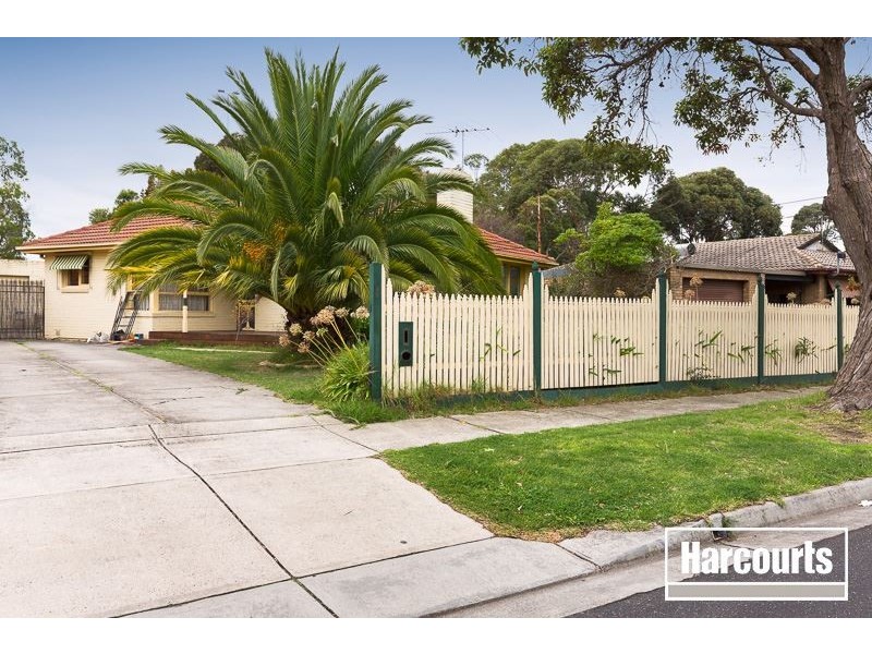 22 Edinborough Street, Hallam VIC 3803