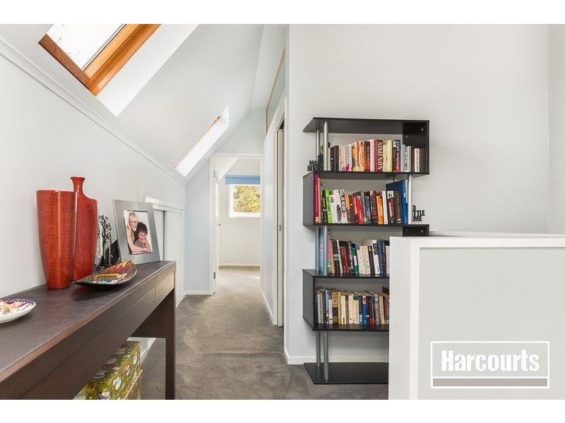 8 Allan Street, Berwick VIC 3806