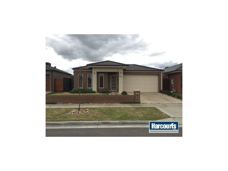 7 Appaloosa Grove, Clyde North VIC 3978
