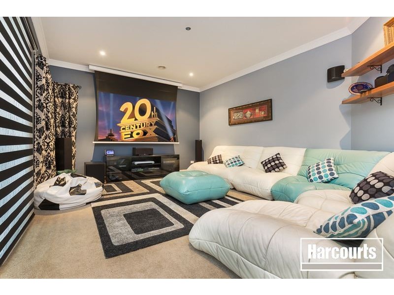 4 Nature Circuit, Cranbourne North VIC 3977