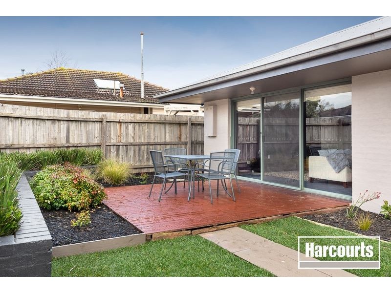 2/2 Southbourne Avenue, Dandenong South VIC 3175