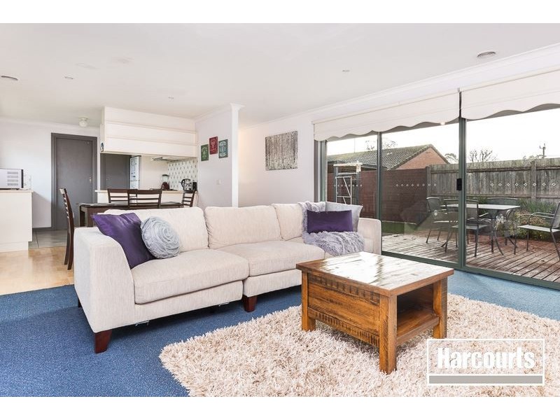 2/2 Southbourne Avenue, Dandenong South VIC 3175