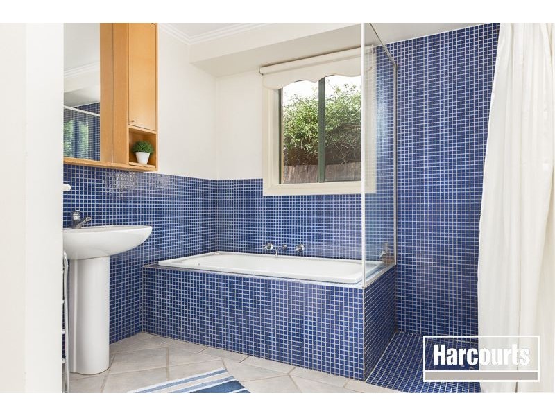 2/2 Southbourne Avenue, Dandenong South VIC 3175