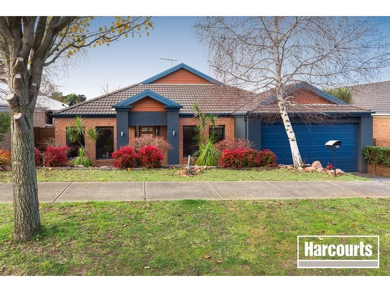 49 Glenview Rise, Berwick VIC 3806