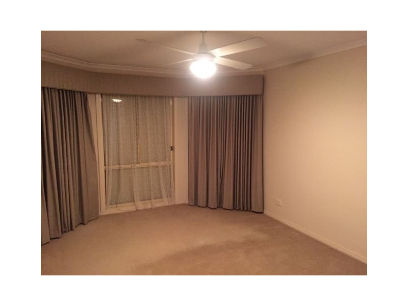 13 Hartsmere Drive, Berwick VIC 3806