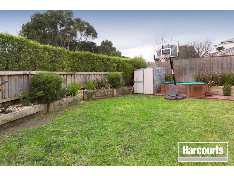 7 Brookfield Court, Berwick VIC 3806