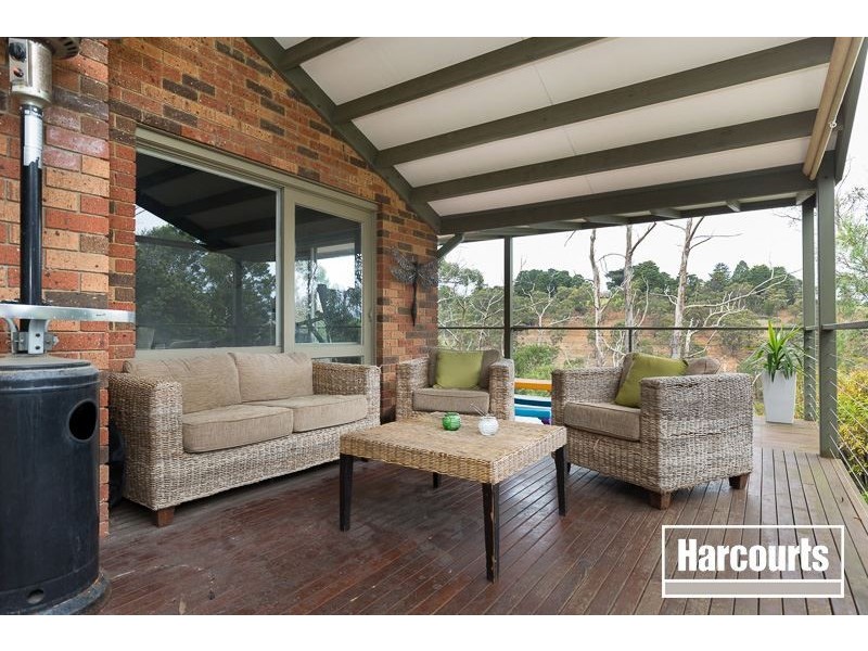 34 Vernon Road, Beaconsfield VIC 3807