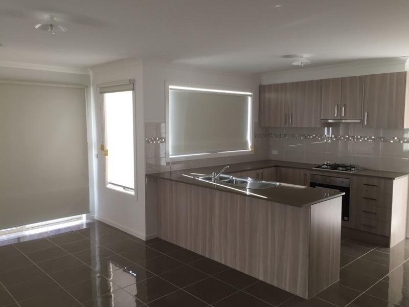 6/19 Cotswold Crescent, Officer VIC 3809