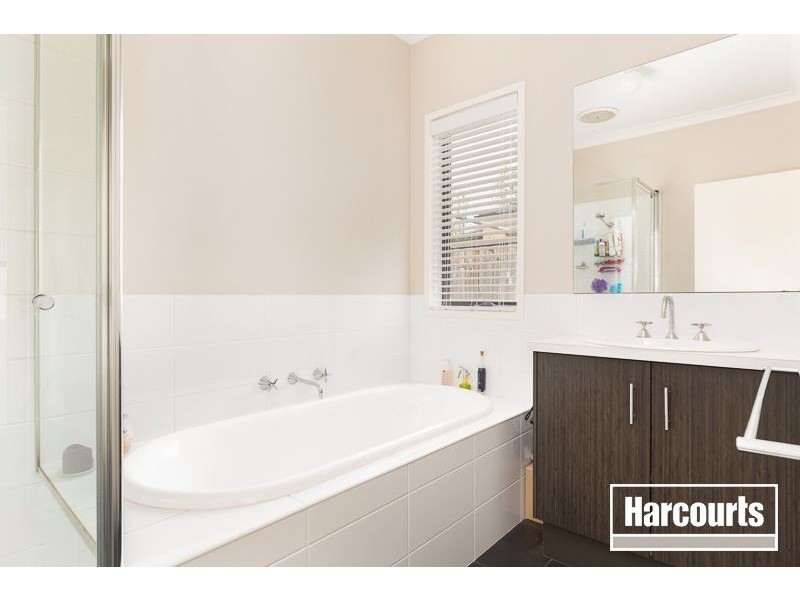 88 Arena Parade, Officer VIC 3809