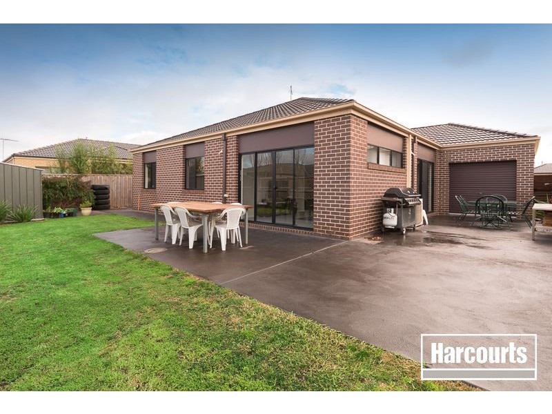 88 Arena Parade, Officer VIC 3809