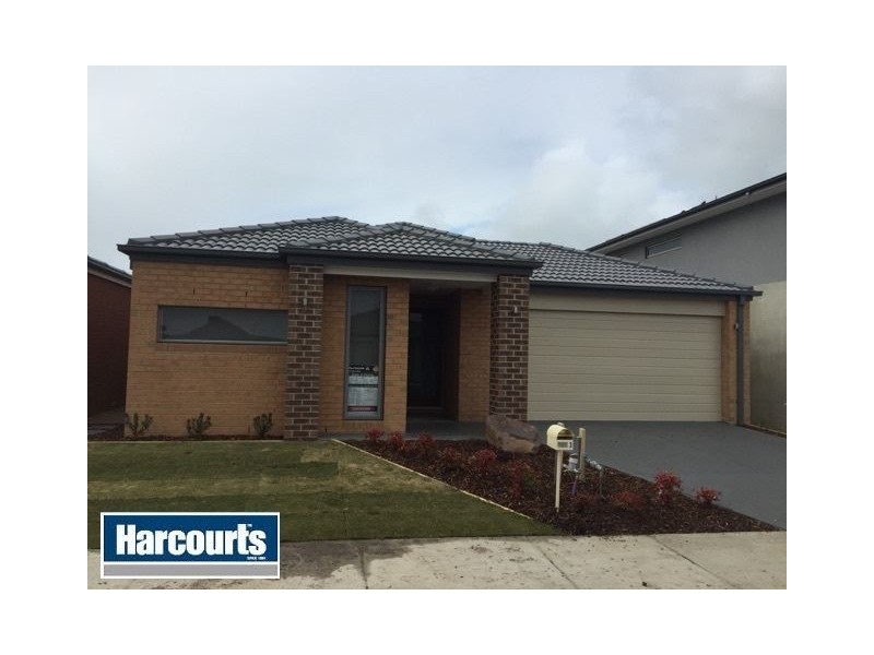 3 Elmtree Crescent, Clyde North VIC 3978
