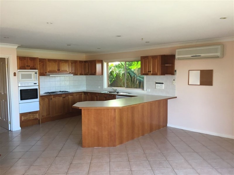 6 Grenville Court, Berwick VIC 3806