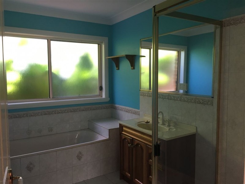 6 Grenville Court, Berwick VIC 3806