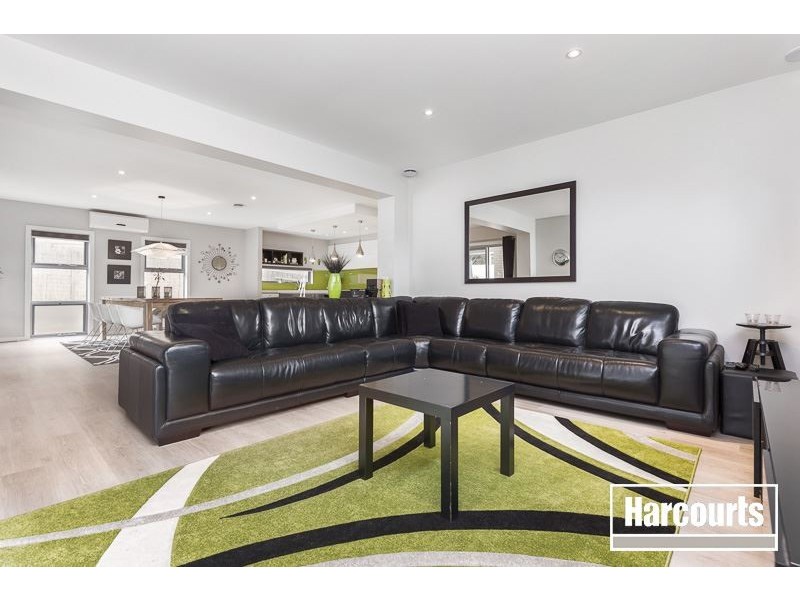 4 Eaglehawk Drive, Berwick VIC 3806