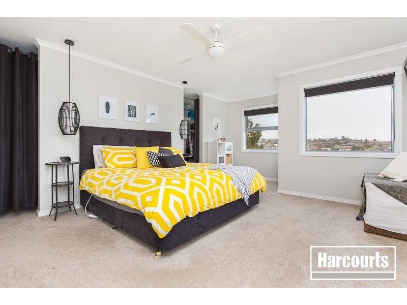 4 Eaglehawk Drive, Berwick VIC 3806