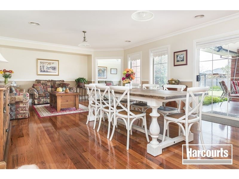 8 Tara Park Close, Narre Warren North VIC 3804