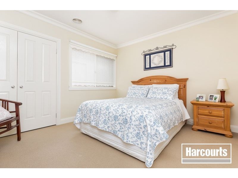 8 Tara Park Close, Narre Warren North VIC 3804