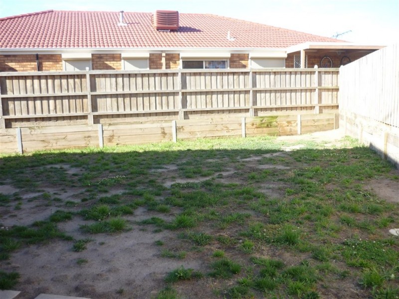 42 Norwegian Way, Narre Warren South VIC 3805