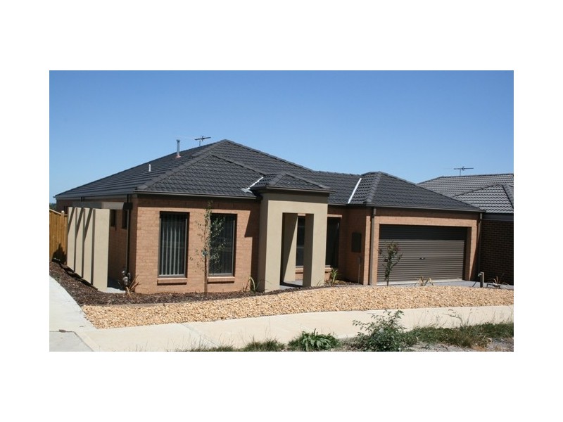 1 Alexia Drive, Berwick VIC 3806