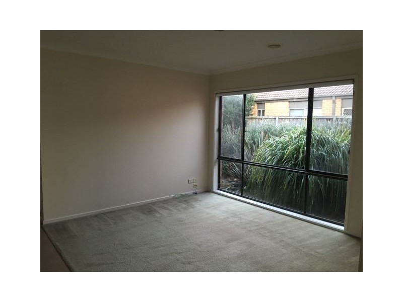 9 Stanhope Avenue, Berwick VIC 3806