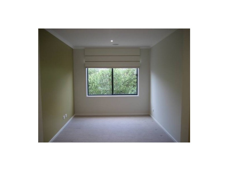 3 Tyrone Avenue, Pakenham VIC 3810